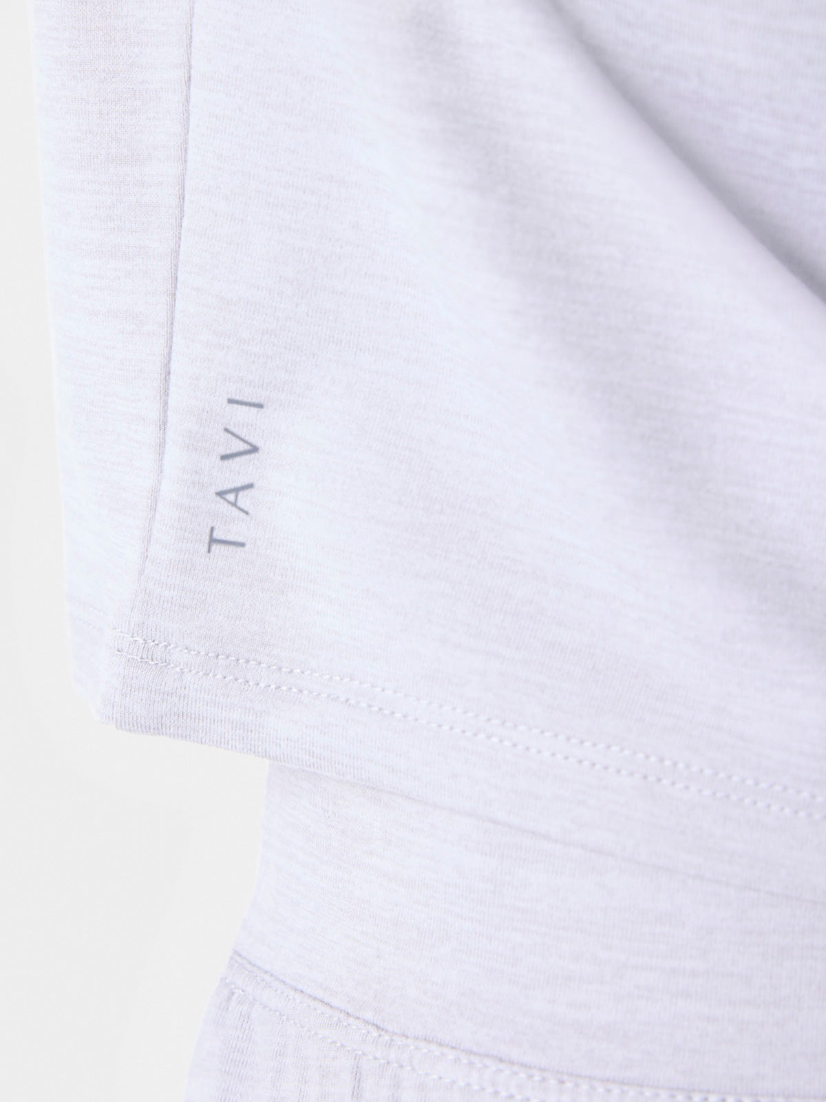 [TAVI] ブラッシュド Tec ニット アシメトリカル Tシャツ Brushed Tec Knit Asymmetrical Tee／タビ レディース  トップス 半袖 ショート丈 カットソー