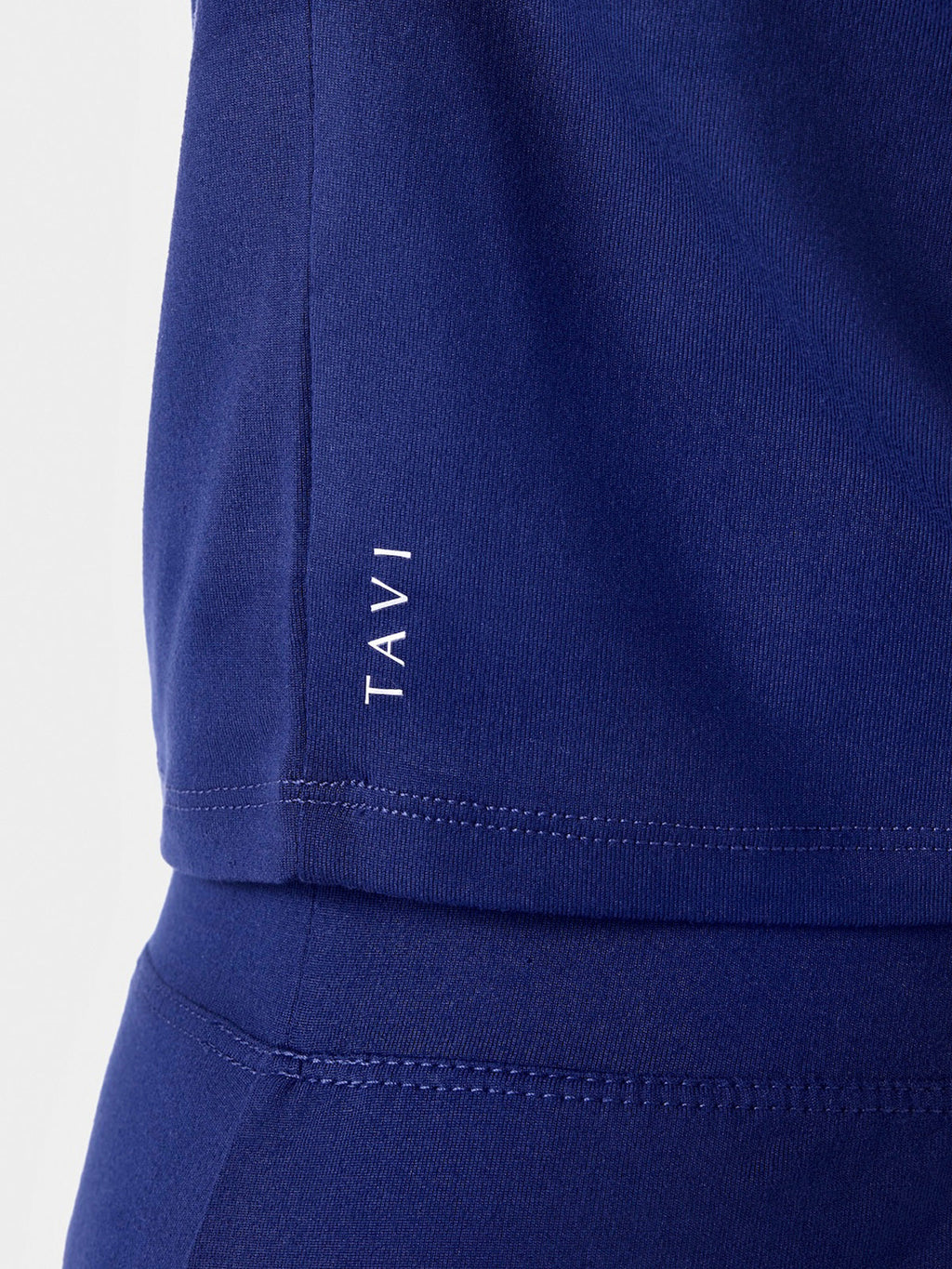 [TAVI] ブラッシュド Tec ニット アシメトリカル Tシャツ Brushed Tec Knit Asymmetrical Tee／タビ レディース  トップス 半袖 ショート丈 カットソー