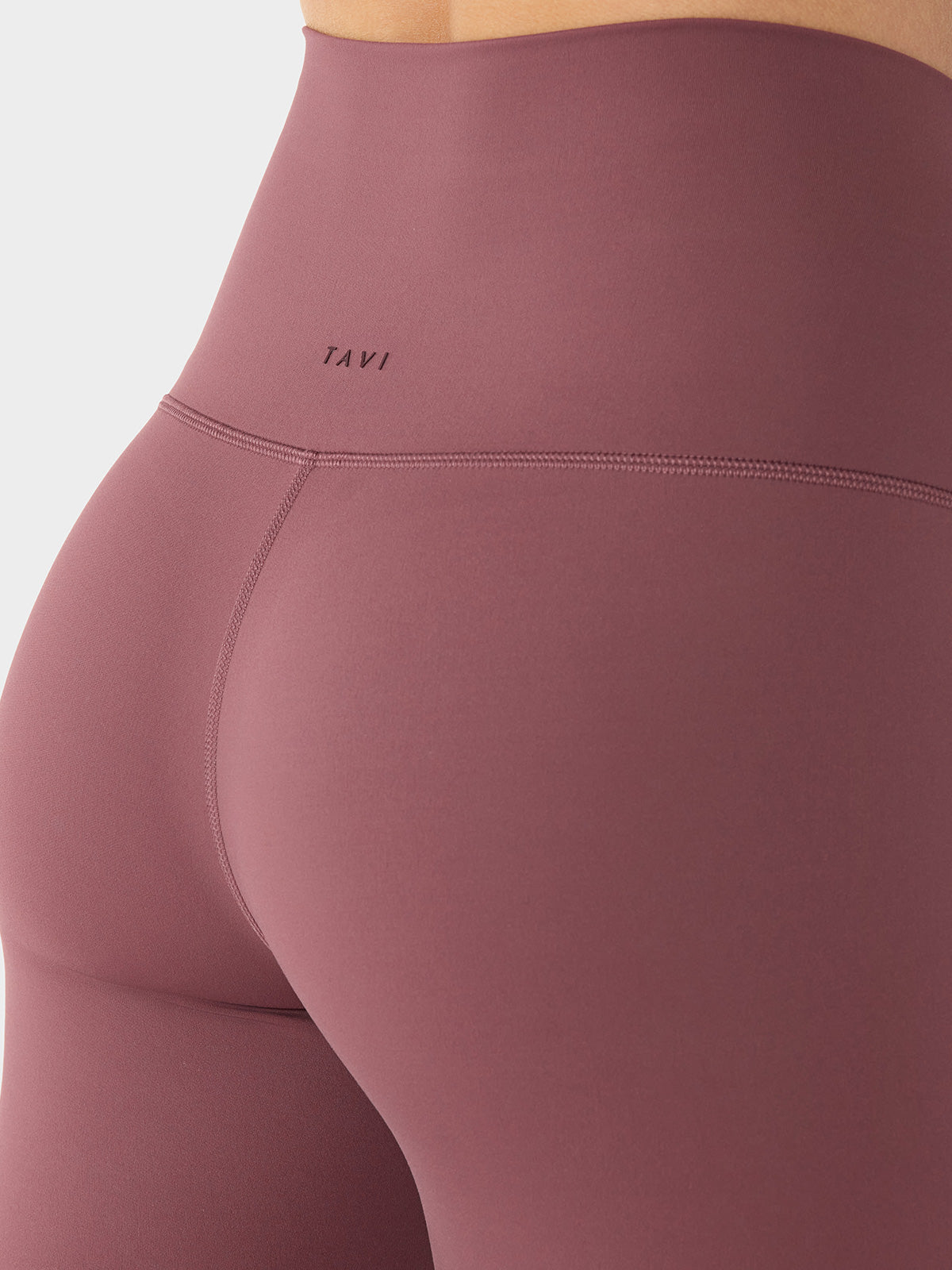 [限定SALE][TAVI] ハイウエスト 7分丈 レギンス HIGH WAISTED LEGGINGS／ヨガ ボトムス ピラティス ヨガパンツ 美脚 美尻 体型カバー 26SS_D3 [EX]